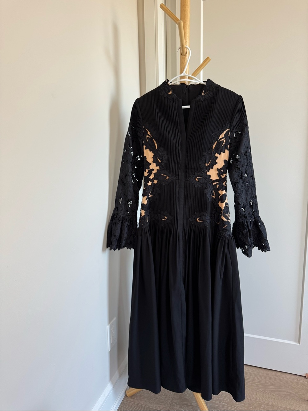 Miss rosier Black Lace-Panel Long Sleeve Midi Dress with Nude Underlay